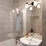 Skylark - Vancouver Penthouse Premium With Jacuzzi And Panoramic View Brasov