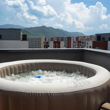 Apartamento Skylark - Vancouver Penthouse Premium With Jacuzzi And Panoramic View Braşov
