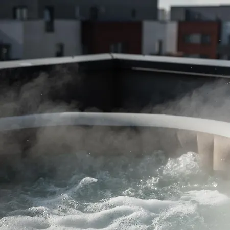 Skylark - Vancouver Penthouse Premium With Jacuzzi And Panoramic View בראשוב