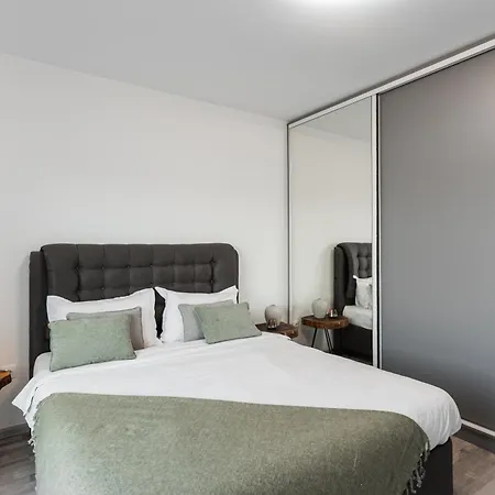 Skylark - Vancouver Penthouse Premium With Jacuzzi And Panoramic View בראשוב