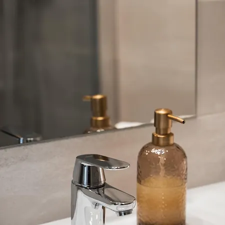 Skylark - Vancouver Penthouse Premium With Jacuzzi And Panoramic View Брашов
