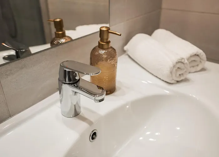 Skylark - Vancouver Penthouse Premium With Jacuzzi And Panoramic View בראשוב