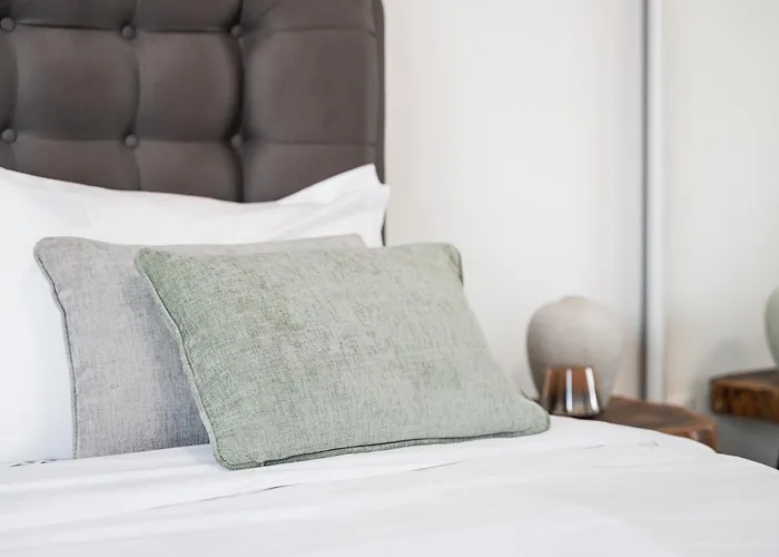 Skylark - Vancouver Penthouse Premium With Jacuzzi And Panoramic View דירה בראשוב