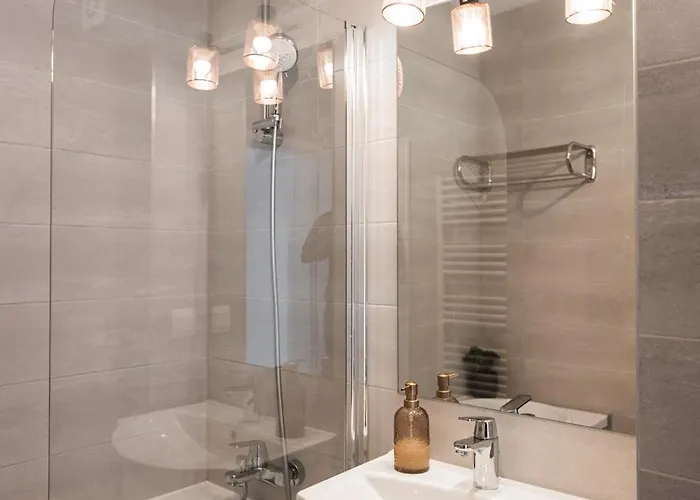 Skylark - Vancouver Penthouse Premium With Jacuzzi And Panoramic View בראשוב