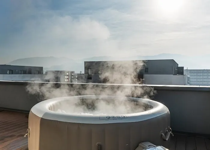 Skylark - Vancouver Penthouse Premium With Jacuzzi And Panoramic View Brasov