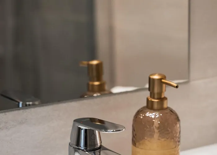 Skylark - Vancouver Penthouse Premium With Jacuzzi And Panoramic View בראשוב